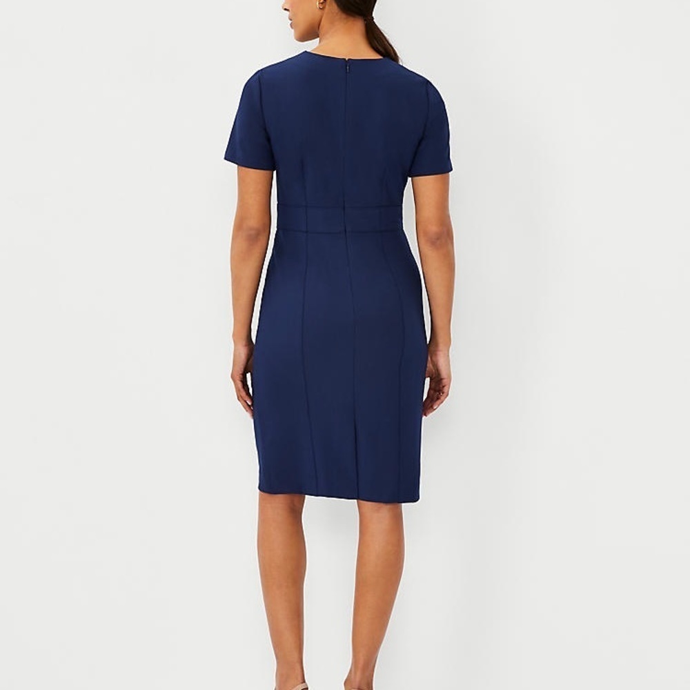 New Ann Taylor  Short Sleeve Sheath Dress in Bi-Stretch - Curvy Fit 2. - Picture 2 of 6